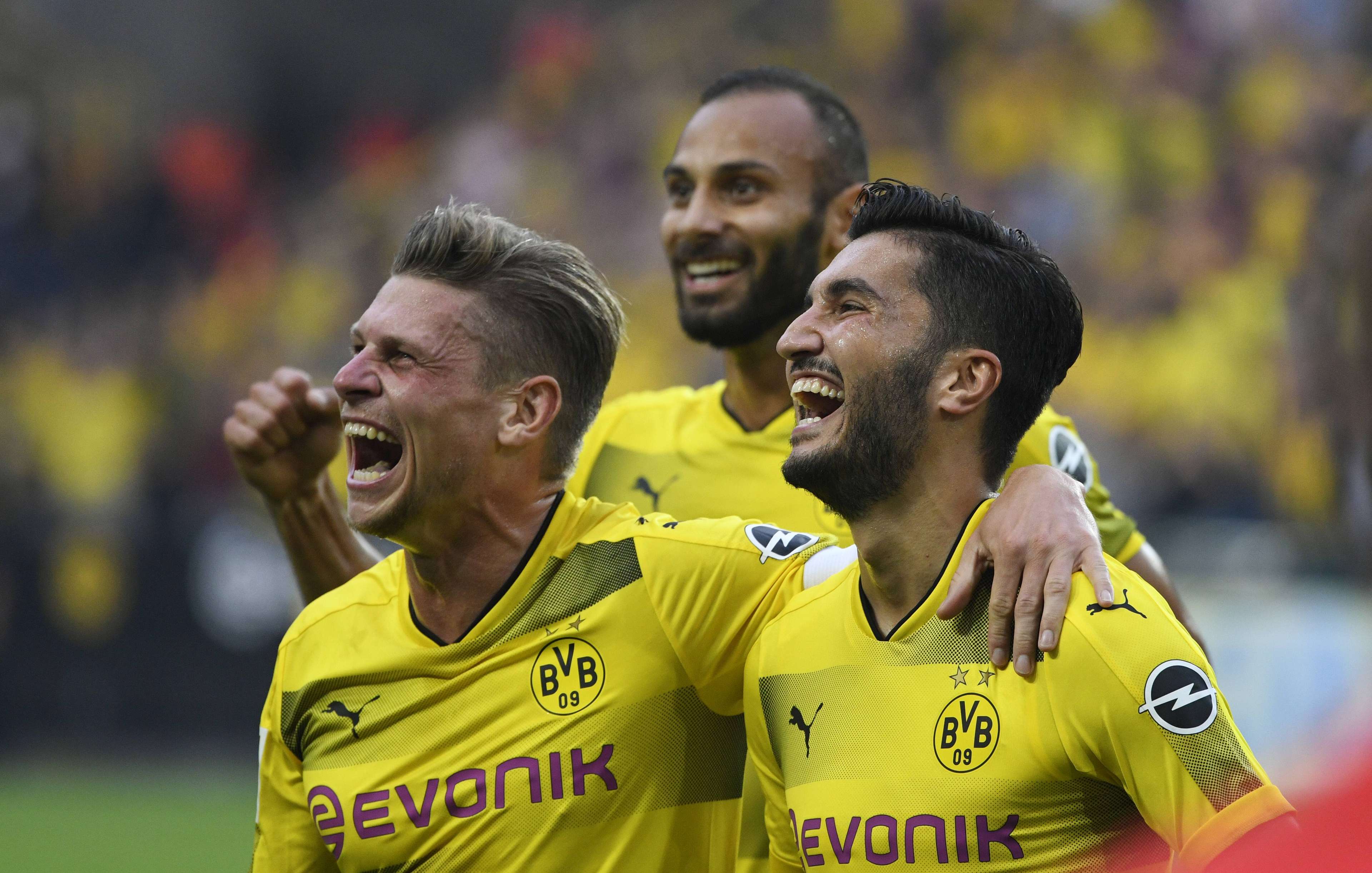 *NO GAL / GER ONLY* Borussia Dortmund BVB Sahin Piszczek Toprak