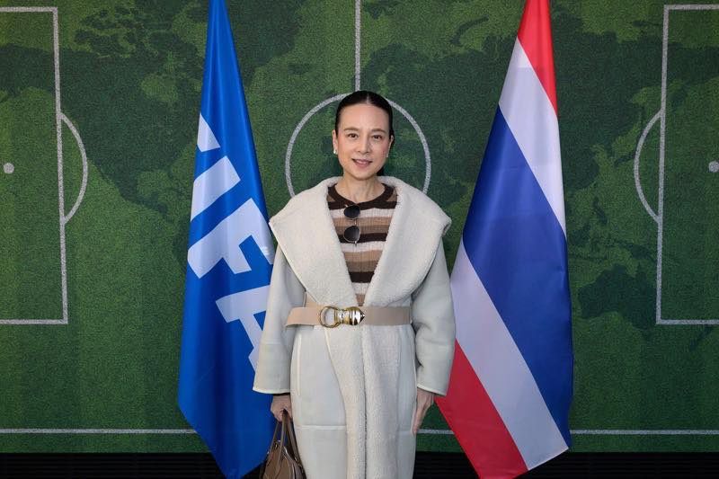 นวลพรรณ ล่ำซำ