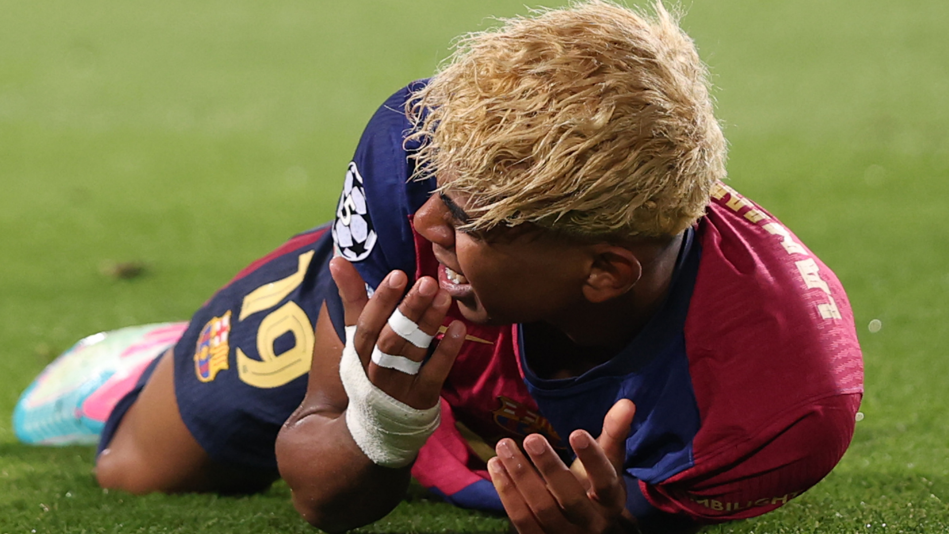 Playing through pain! Lamine Yamal makes hand injury point to ex-Real Madrid doctor following controversial bandage comments aimed at Barcelona superstars | Goal.com UK
