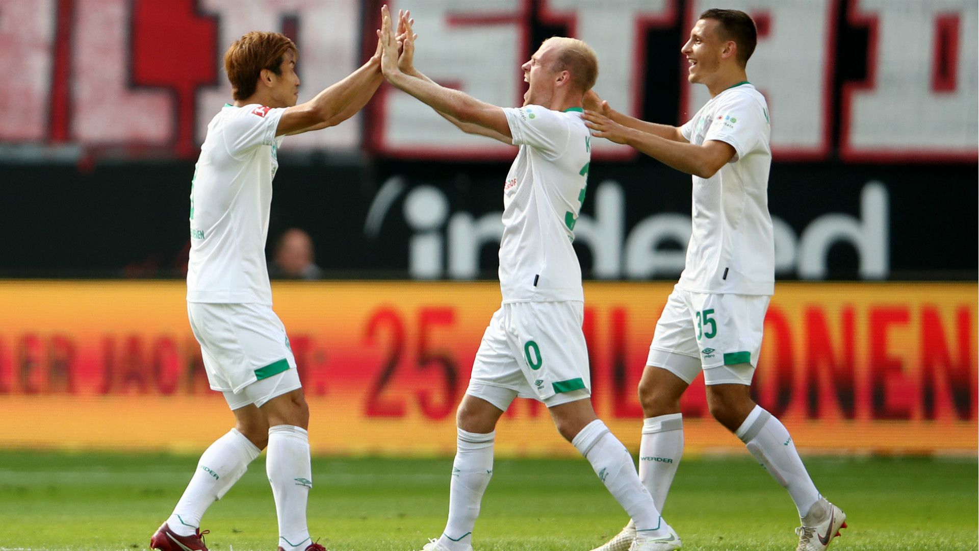 Yuya Osako Davy Klaassen Maximilian Eggestein Eintracht Frankfurt Werder Bremen Bundesliga 01092018