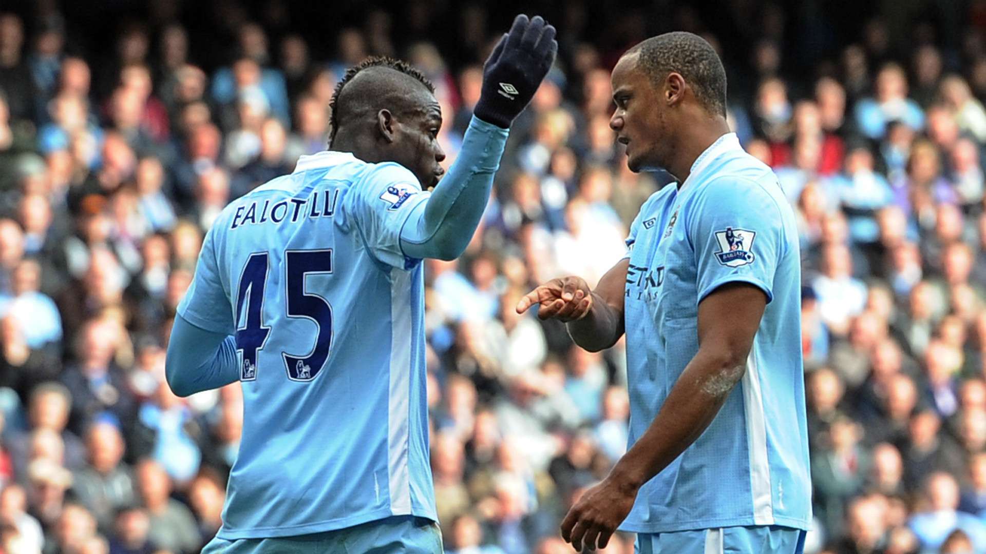 Mario Balotelli Vincent Kompany Manchester City Premier League