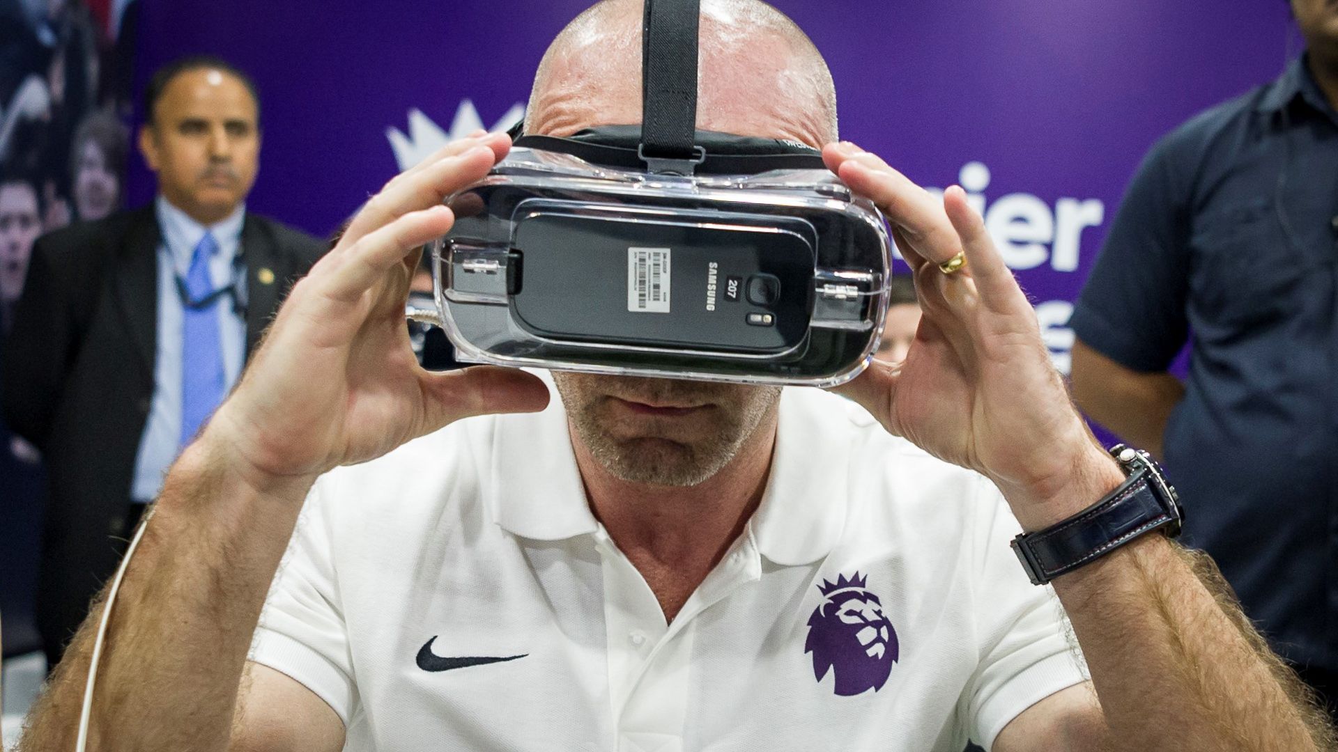 Alan Shearer Premier League Trophy-Star Sports Fan Tour experience