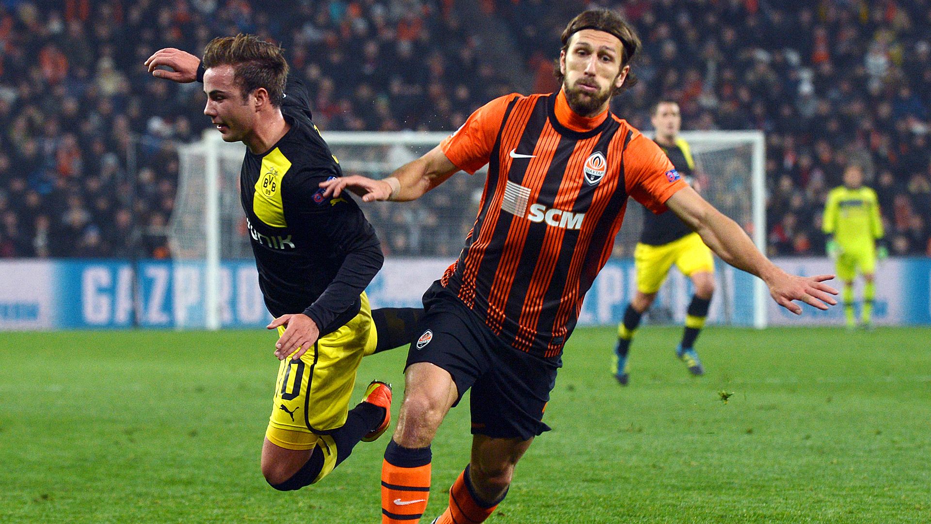 DMYTRO CHYGRYNSKIY Schachtjor Donezk Borussia Dortmund 02132013