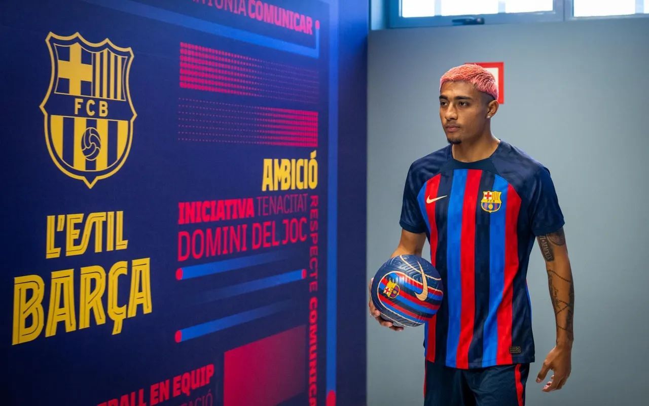 Julián Araujo, nuevo jugador de Barcelona