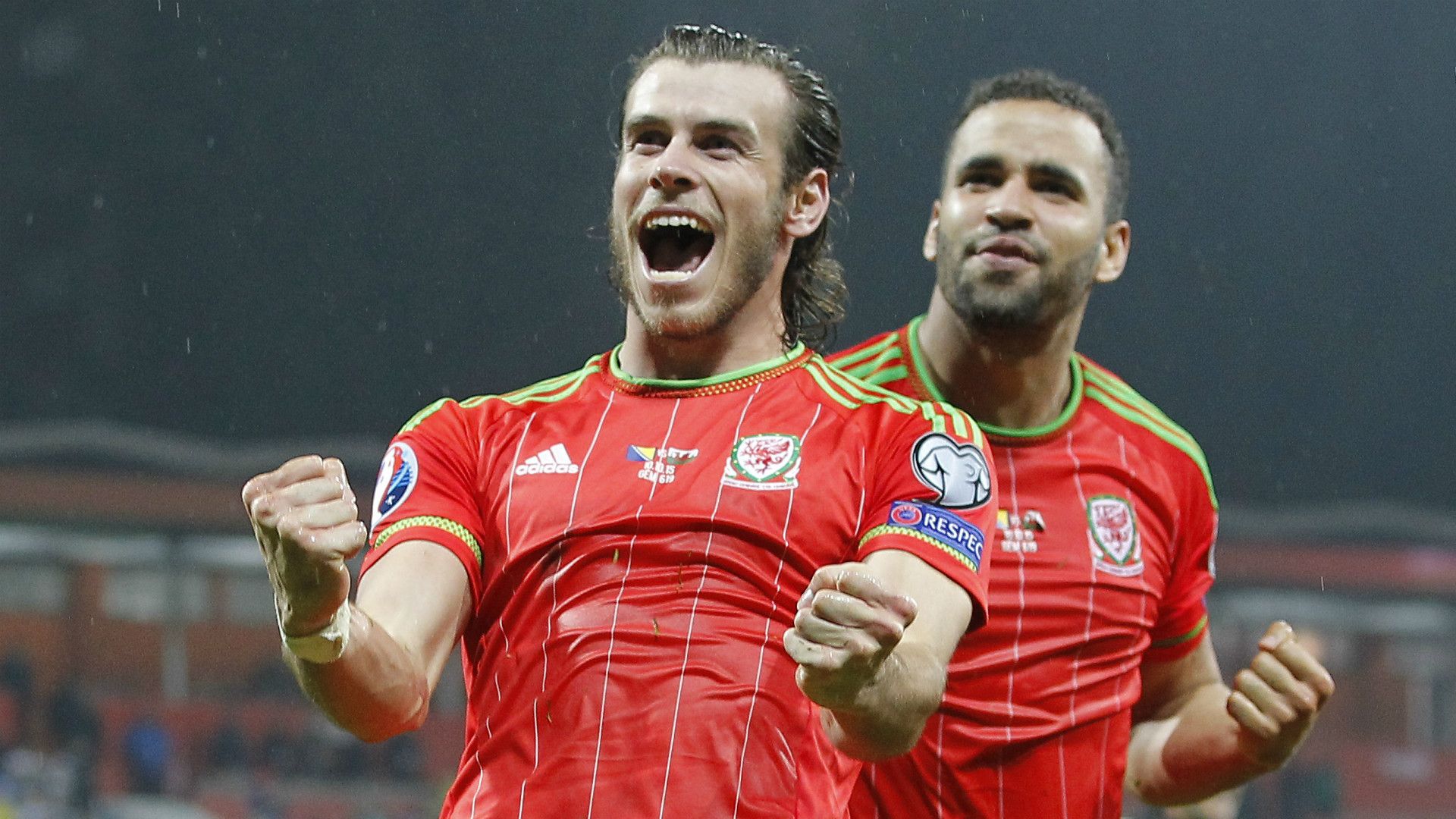 Gareth Bale Hal Robson-Kanu Bosnia Wales 10102015