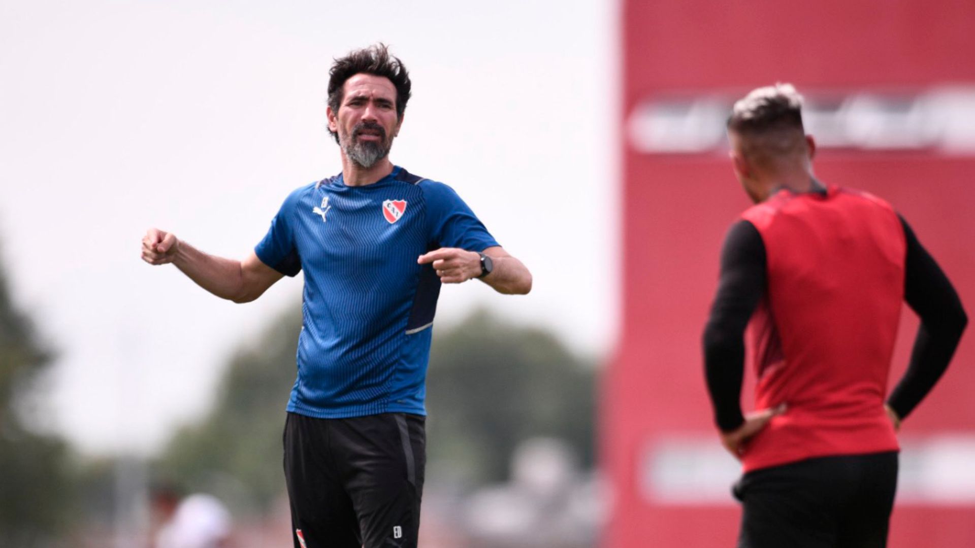 eduardo dominguez entrenamiento independiente 2022