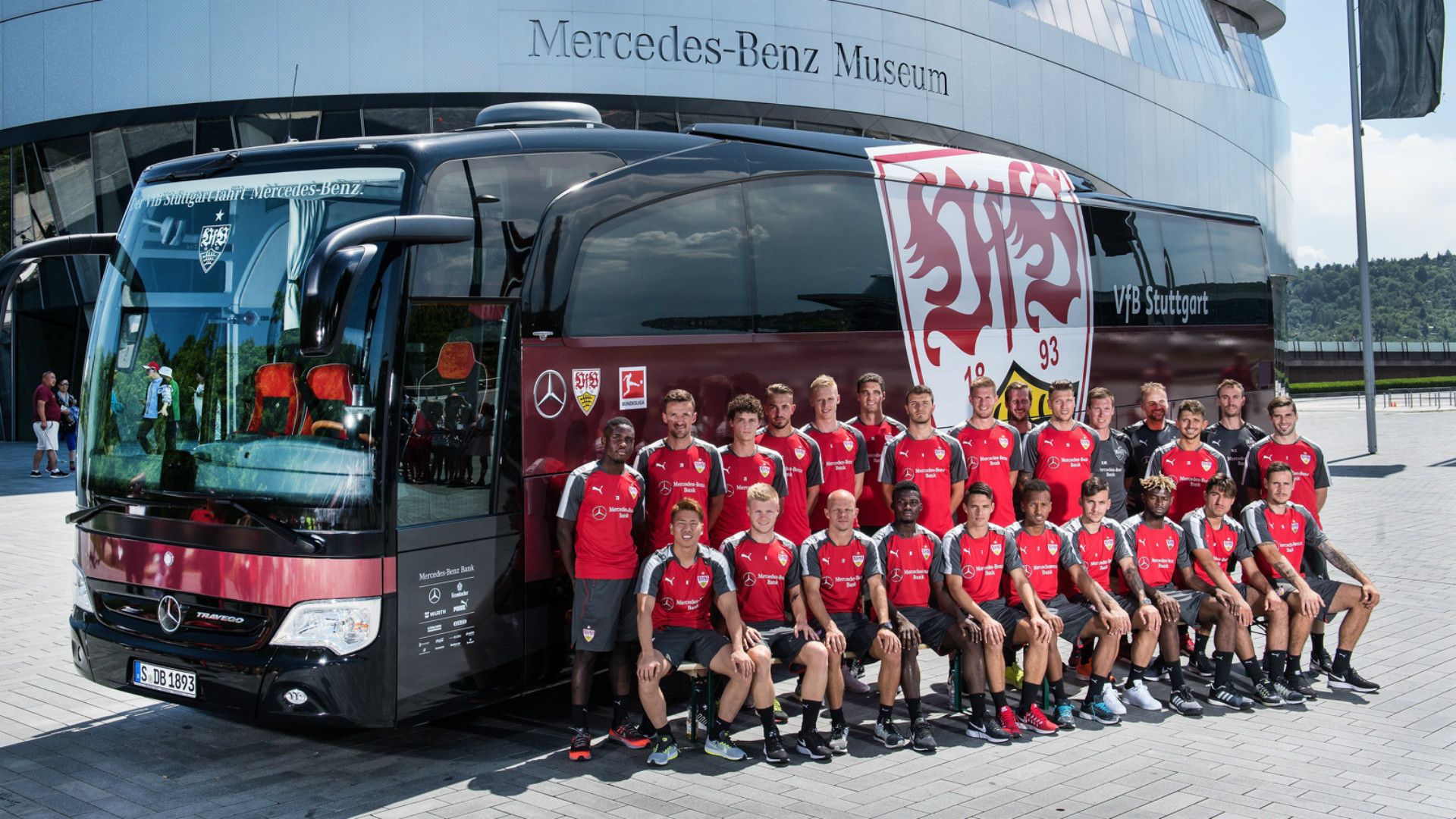 PROMO MERCEDES BENZ STUTTGART GERMAN