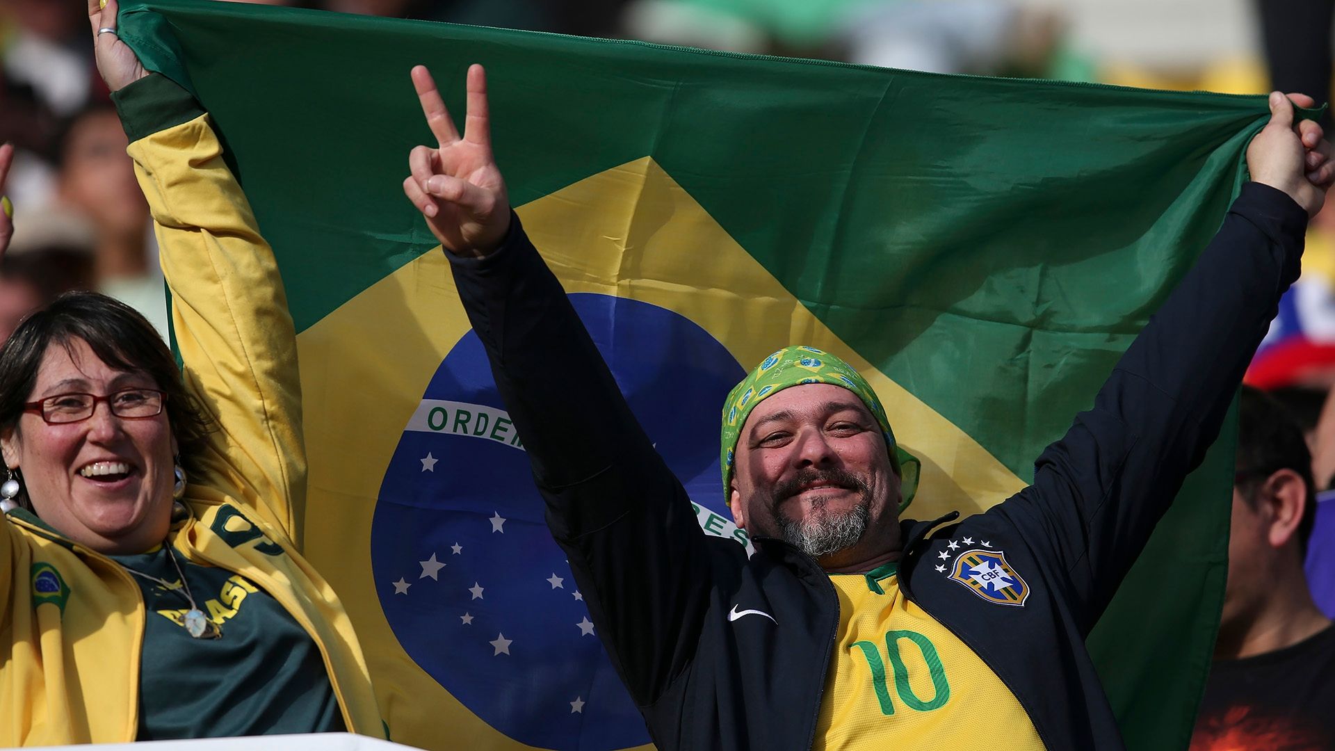 Fans Brazil Paraguay Copa America quarter finals 27062015