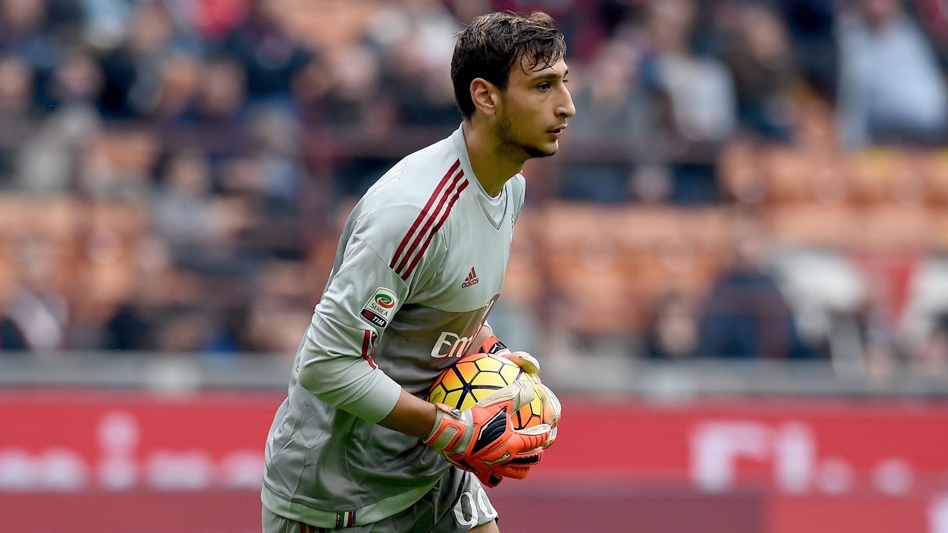 Donnarumma 18