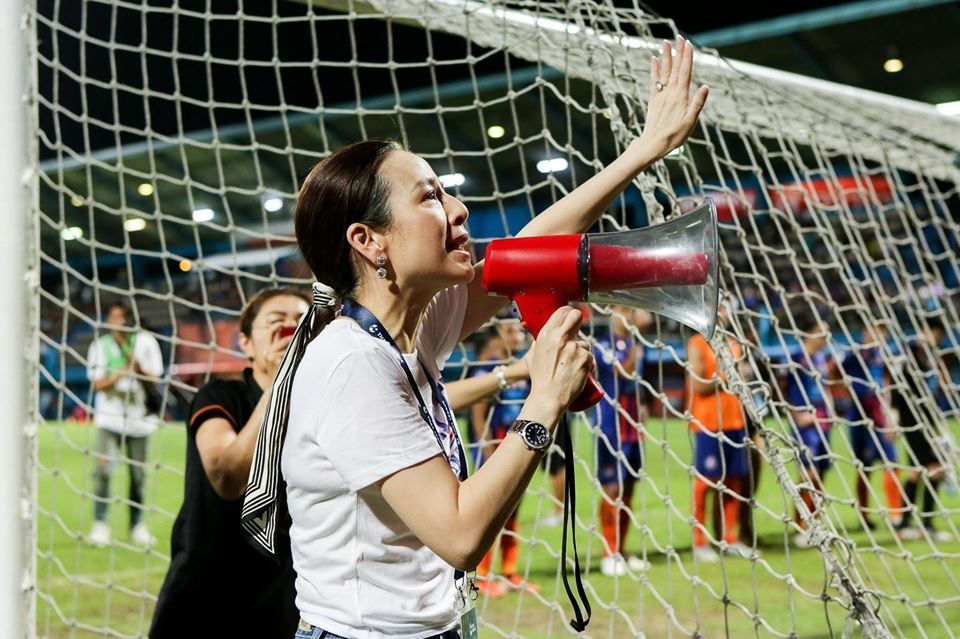 นวลพรรณ ล่ำซำ