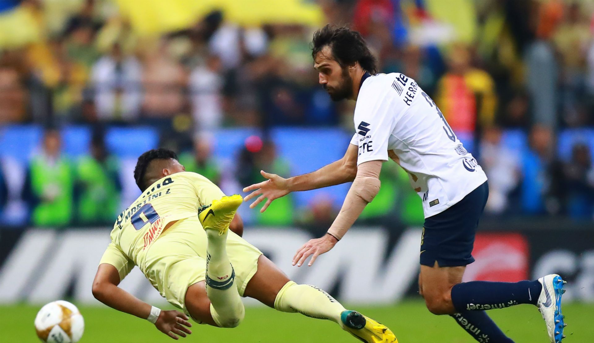 América Pumas Semifinales Alejandro Arribas