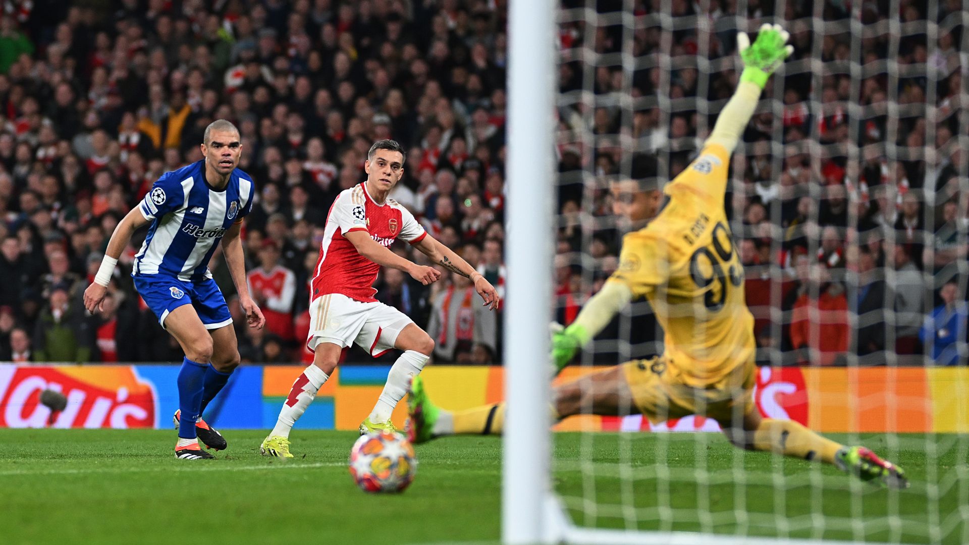 Leandro Trossard Arsenal 2023-24