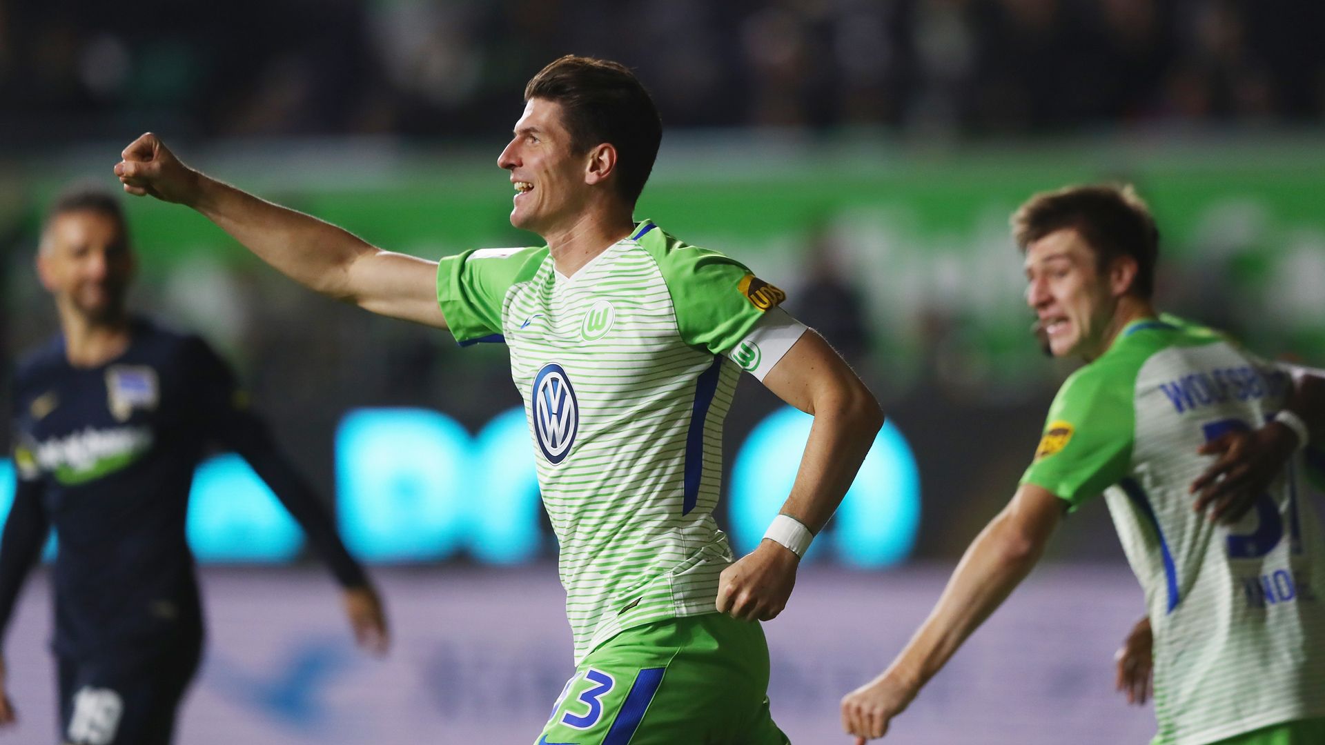 Mario Gomez VfL Wolfsburg Bundesliga 05112017
