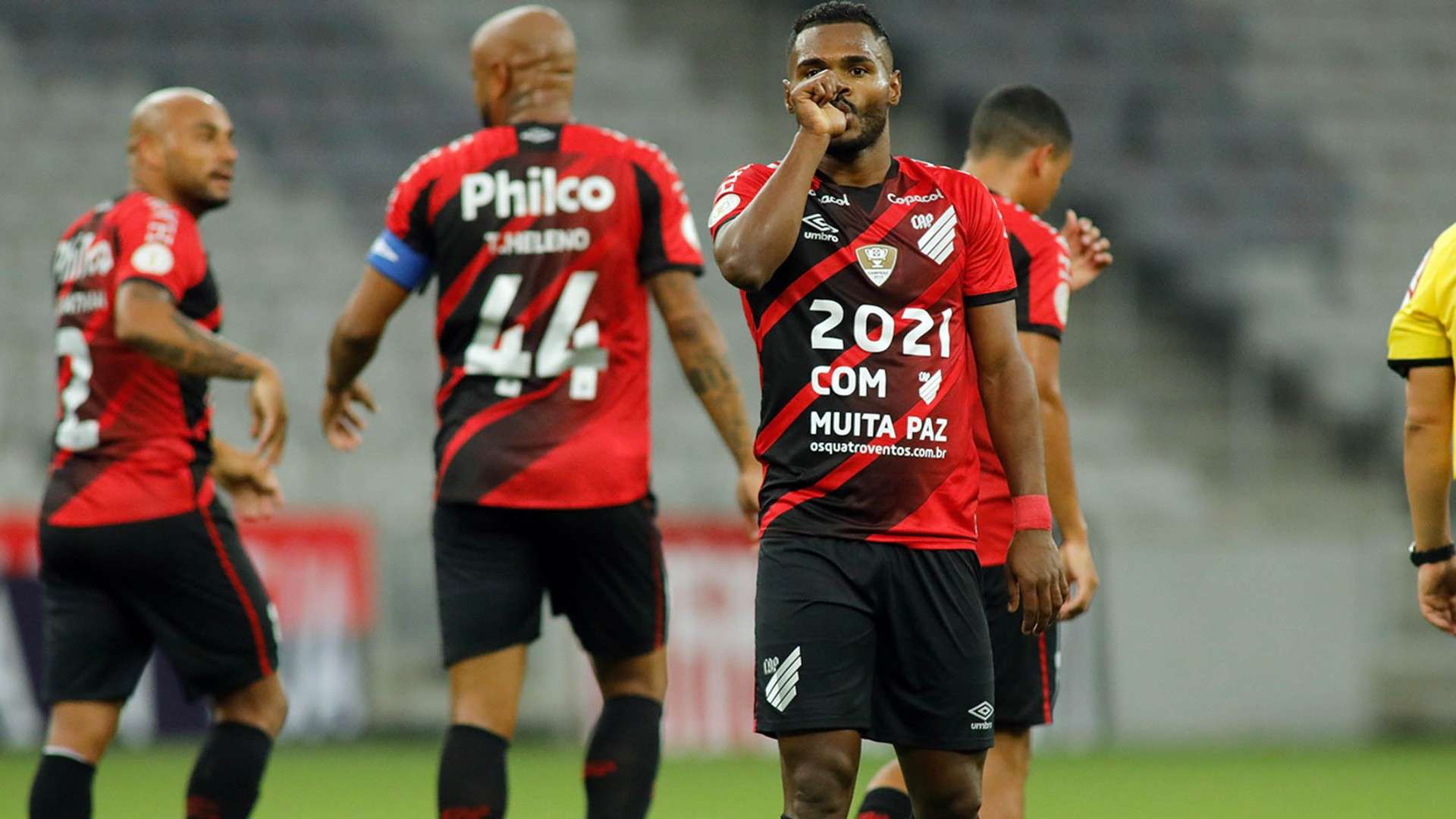 Nikão Athletico-PR Vasco Brasileirão 27122020