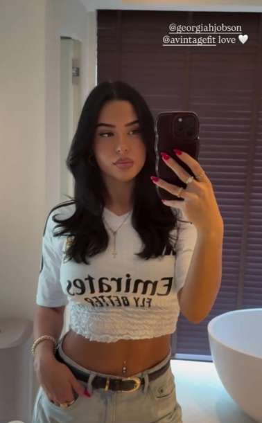 Ashlyn Castro custom Real Madrid shirt crop top