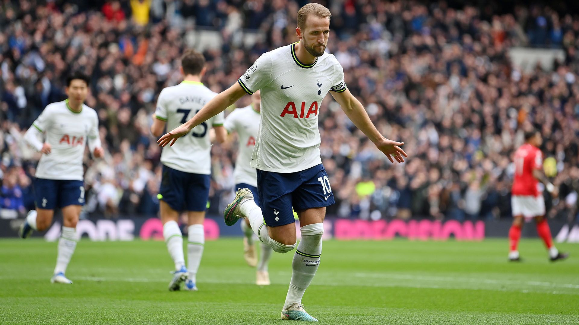 Harry Kane Tottenham Forest 2022-23