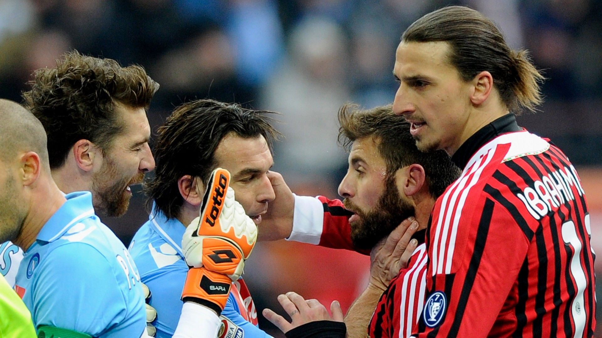Zlatan Ibrahimovic Salvatore Aronica Milan Napoli 2012