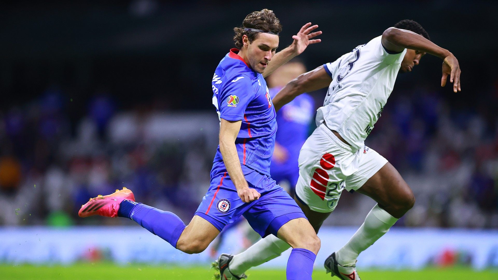 Santiago Giménez Cruz Azul vs Pachuca Guardianes 2021