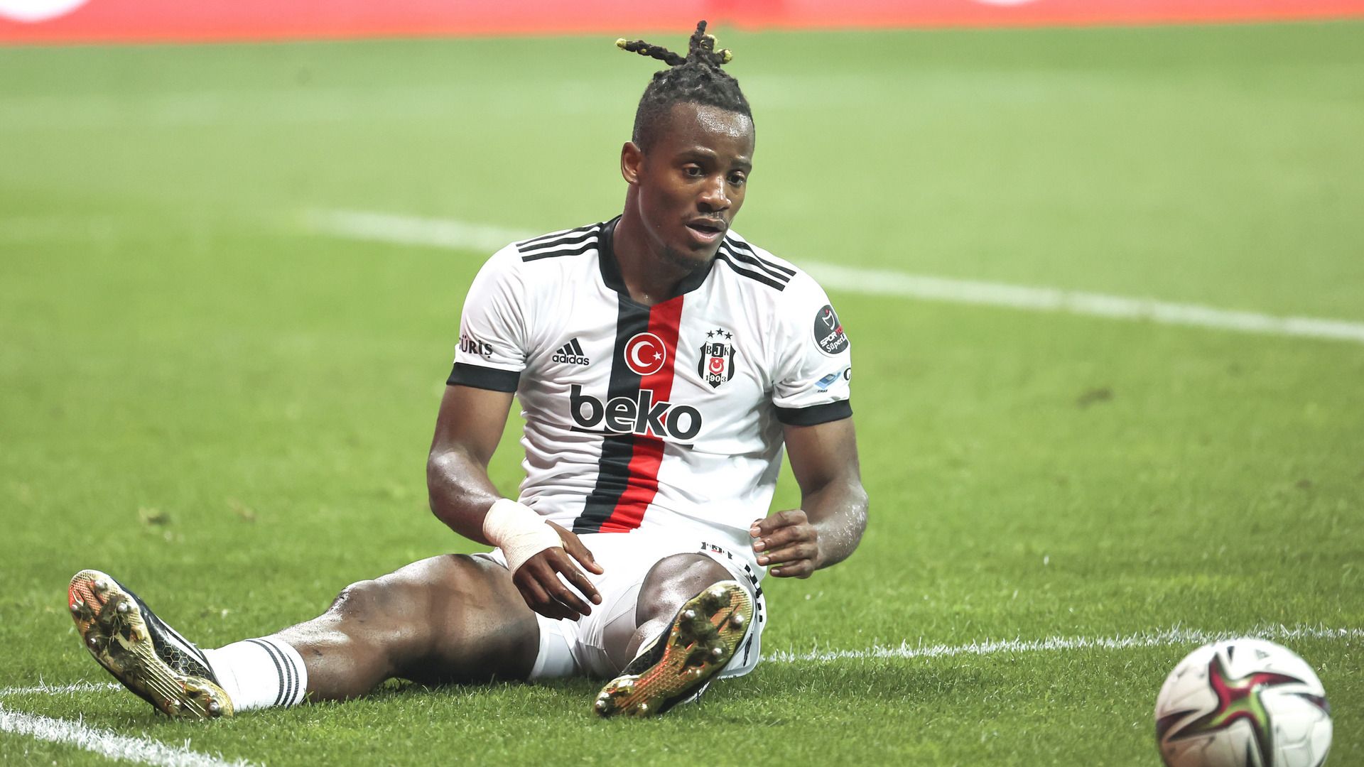 Michy Batshuayi Besiktas
