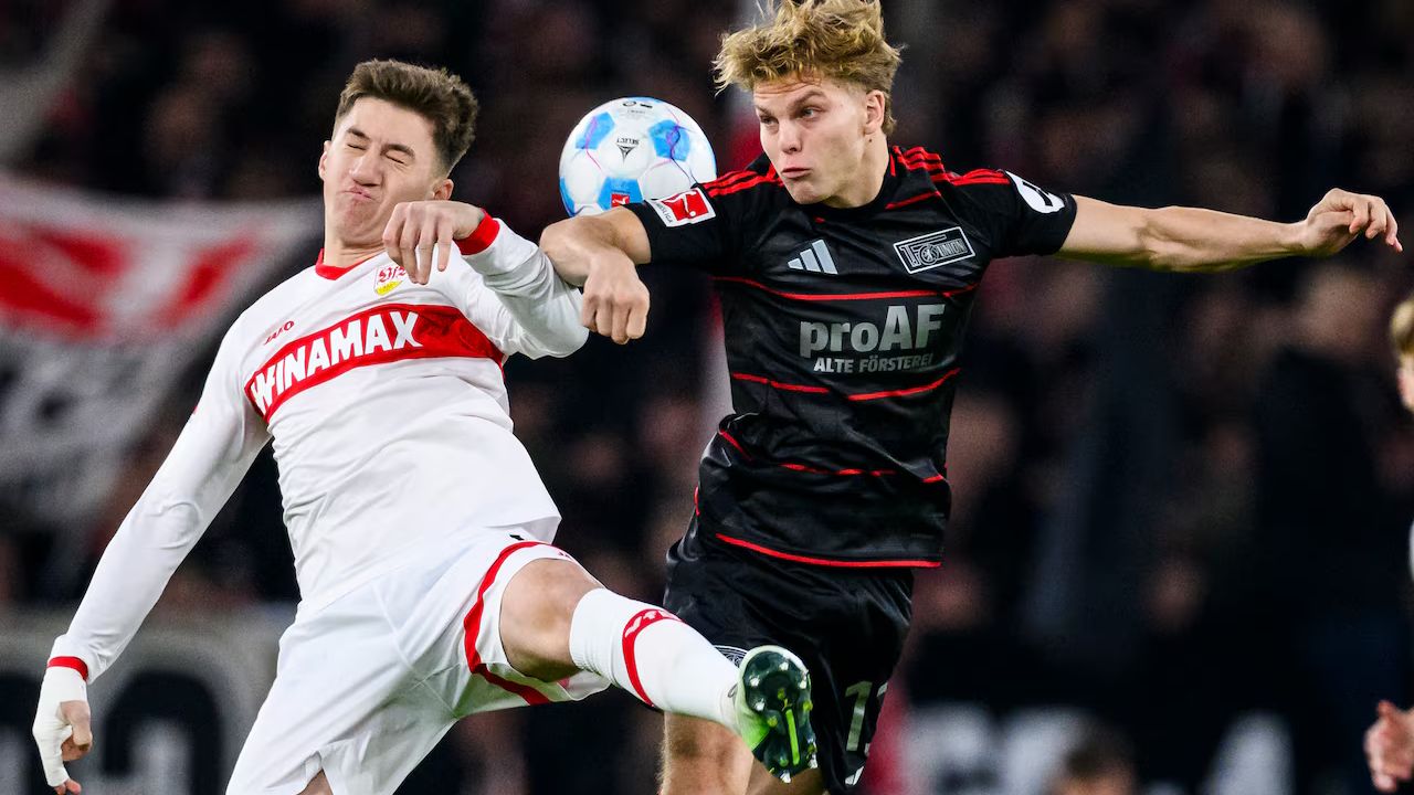 Stuttgart v Union Berlin András Schafer