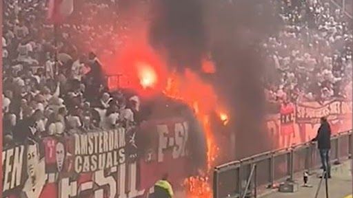 Ajax Amsterdam Fans 20032022