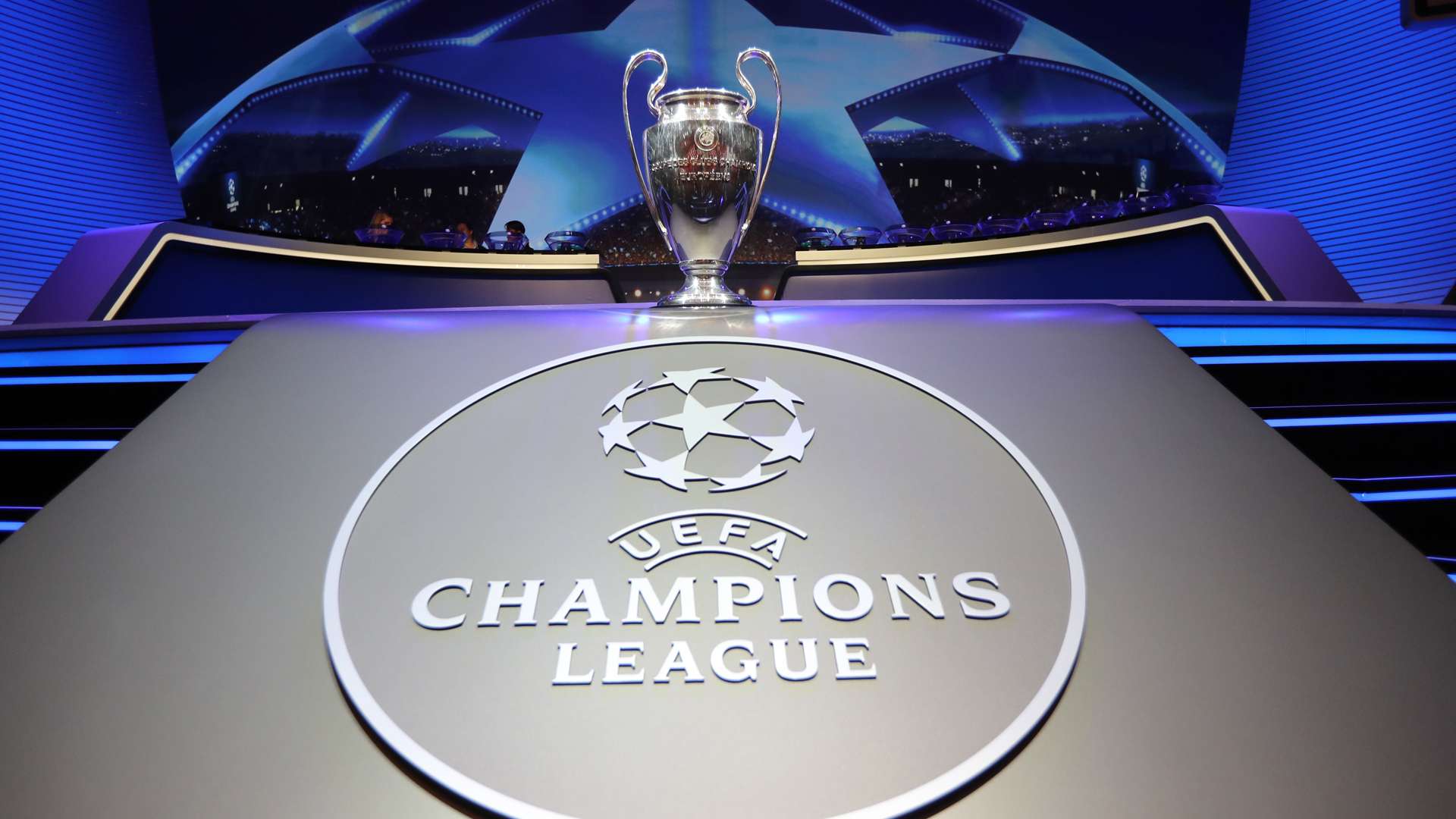 Champions League Pokal Trophy Auslosung Draw