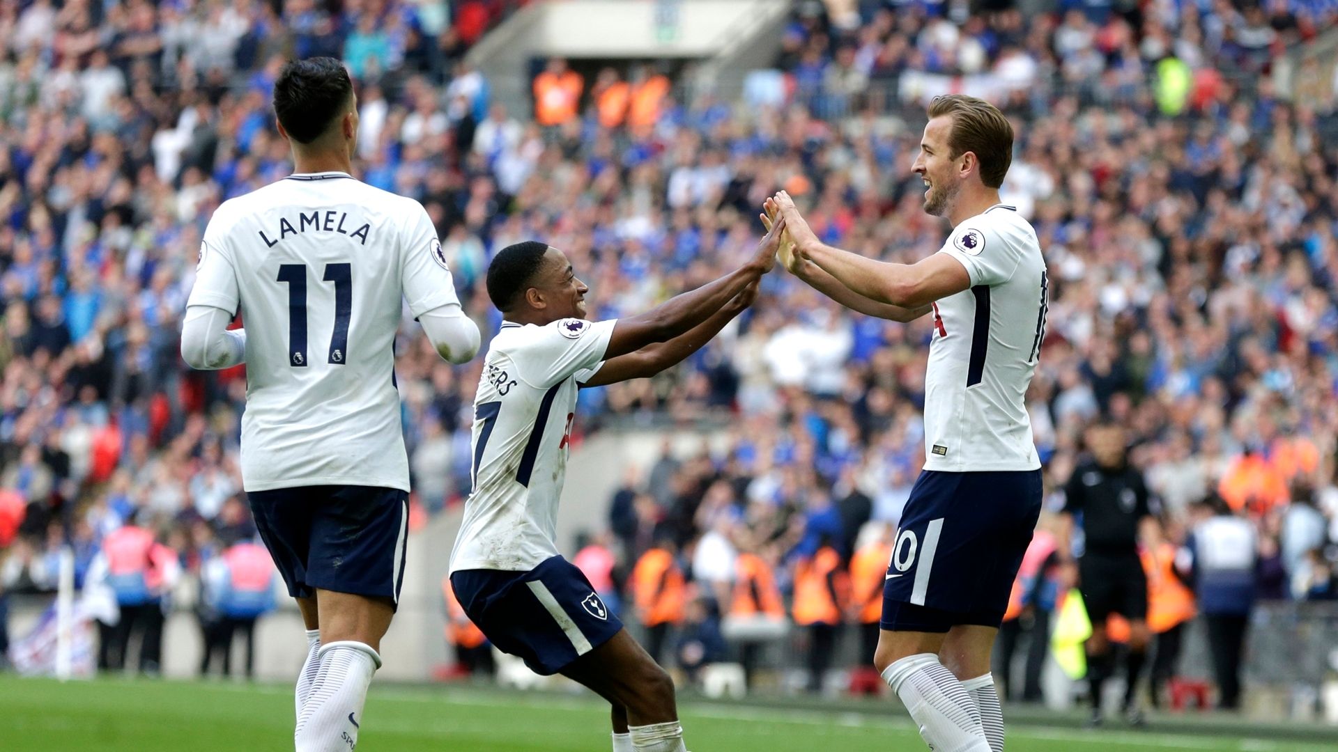 Kyle Walker-Peters : Tottenham Hotspur v Leicester City : 2018