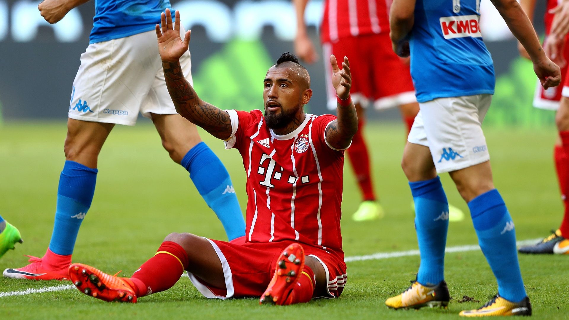 arturo vidal bayern münchen ssc neapel 080217