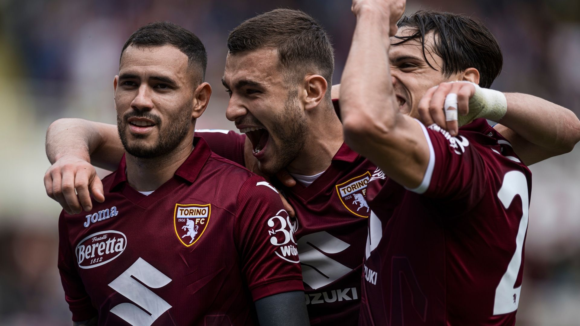 Torino celebrating