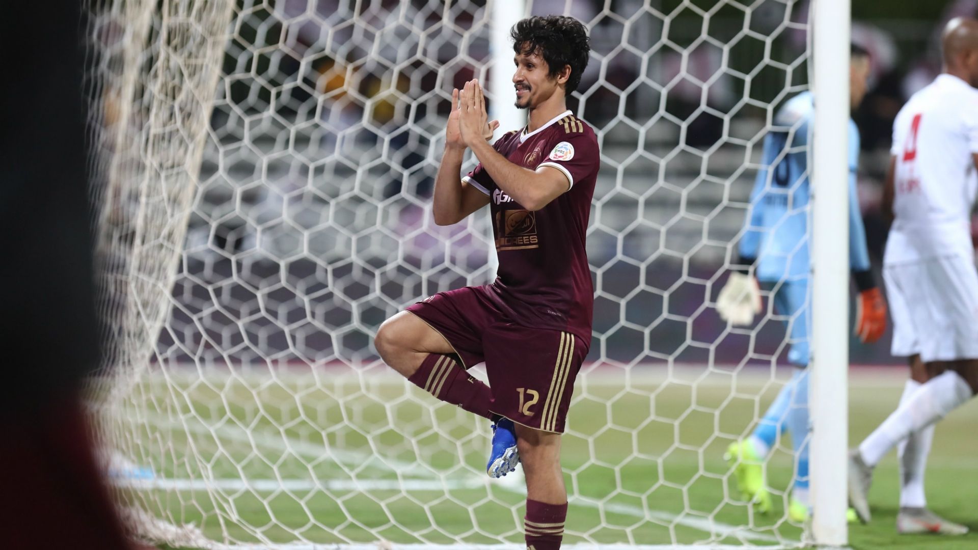 خالد الغامدي مدافع الفيصلي يحتفل بهدفه ضد ضمك الدوري السعودي