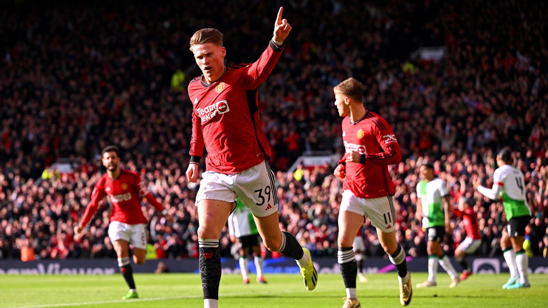 Scott McTominay Manchester United Liverpool