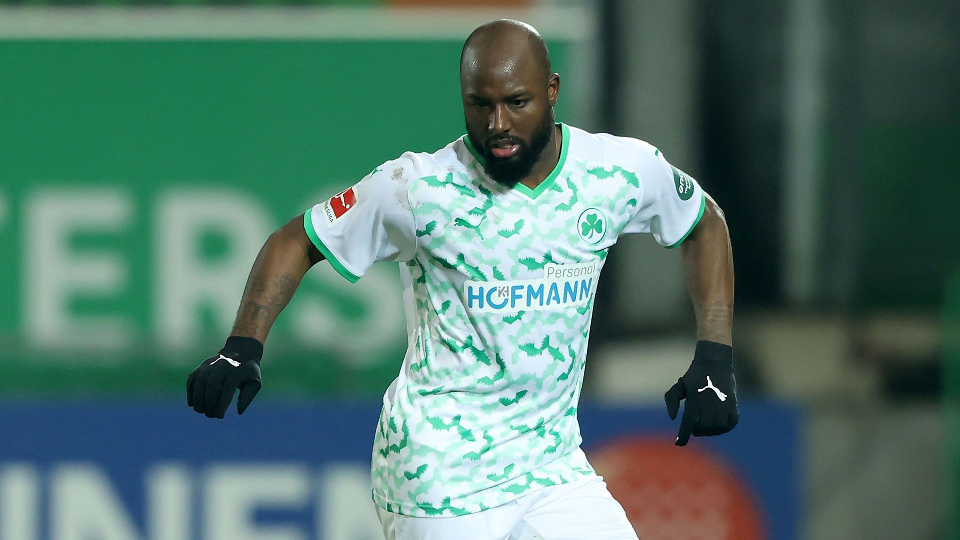 Jetro Willems of Fürth