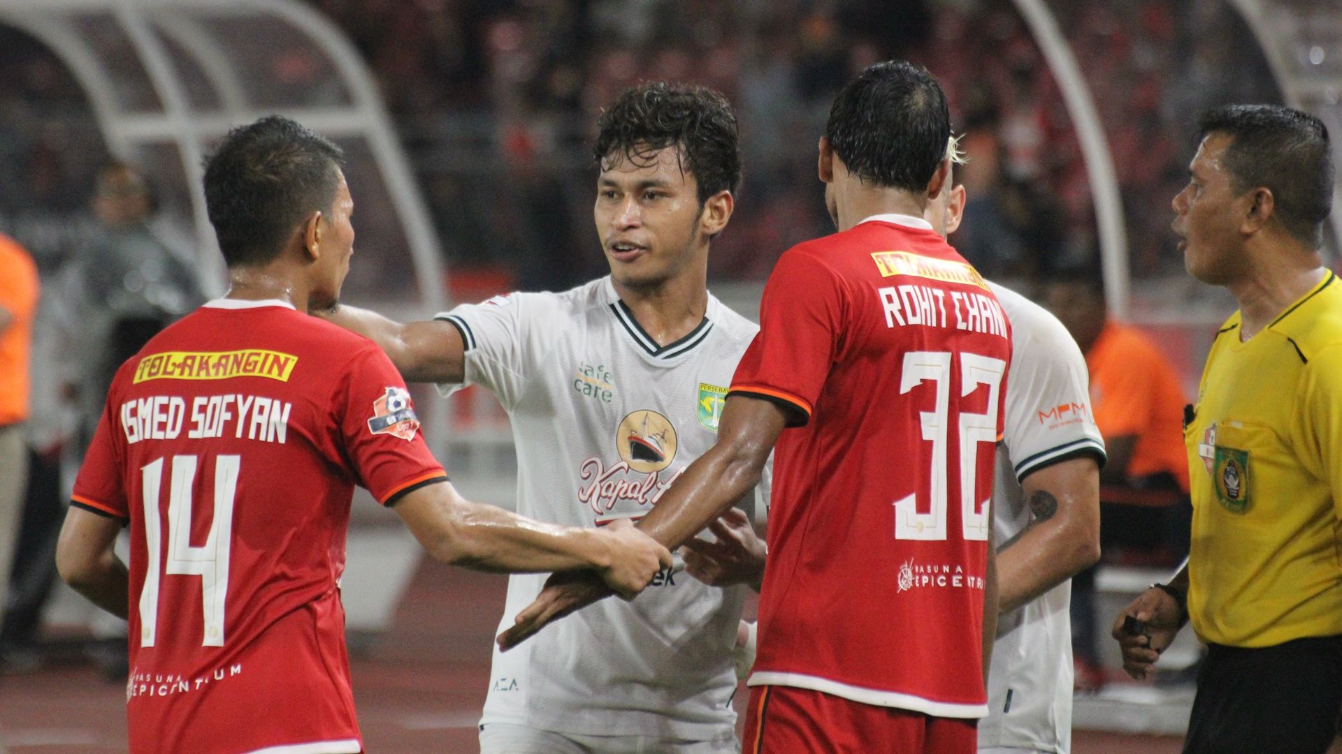 Ismed Sofyan - Persija & Osvaldo Haay - Persebaya