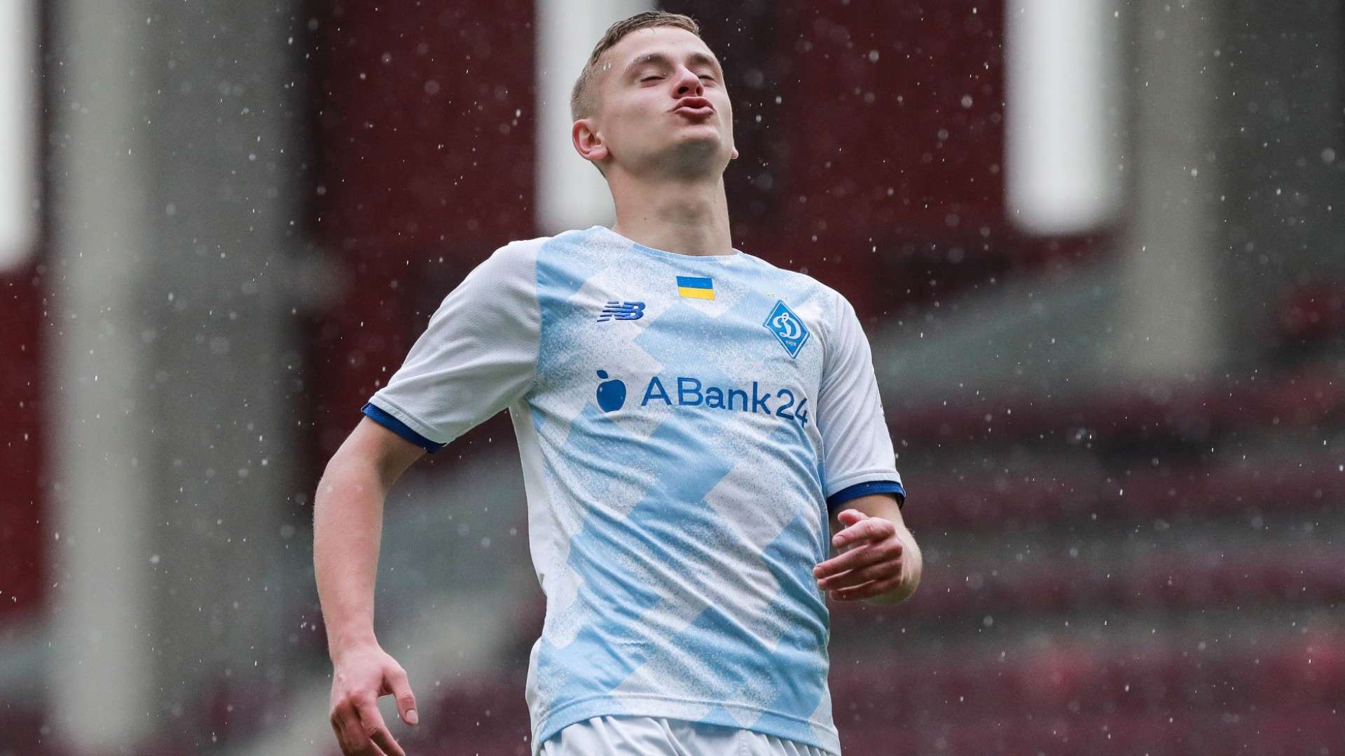 Anton Tsarenko Dynamo Kyiv 2021-22