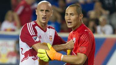 Aurelien Collin Luis Robles MLS Red Bulls 07132016