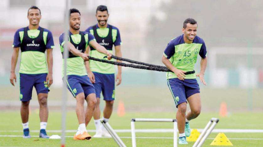 الأهلي - عبدالفتح عسيري - محمد عبدالشافي