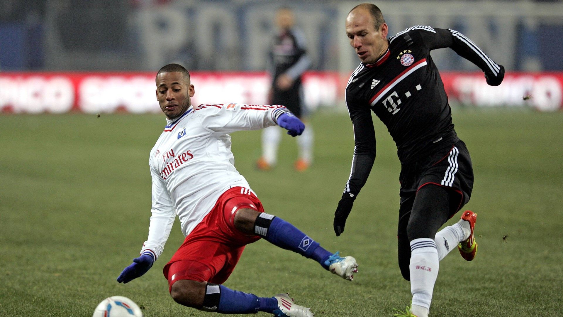 GER ONLY Dennis Aogo HSV Arjen Robben Bayern 2012