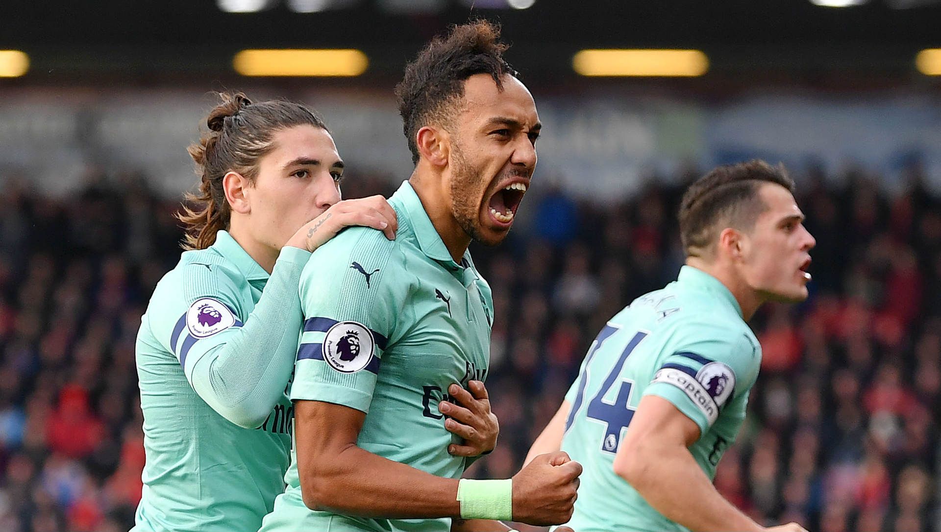 2018-11-25-arsenal-aubameyang