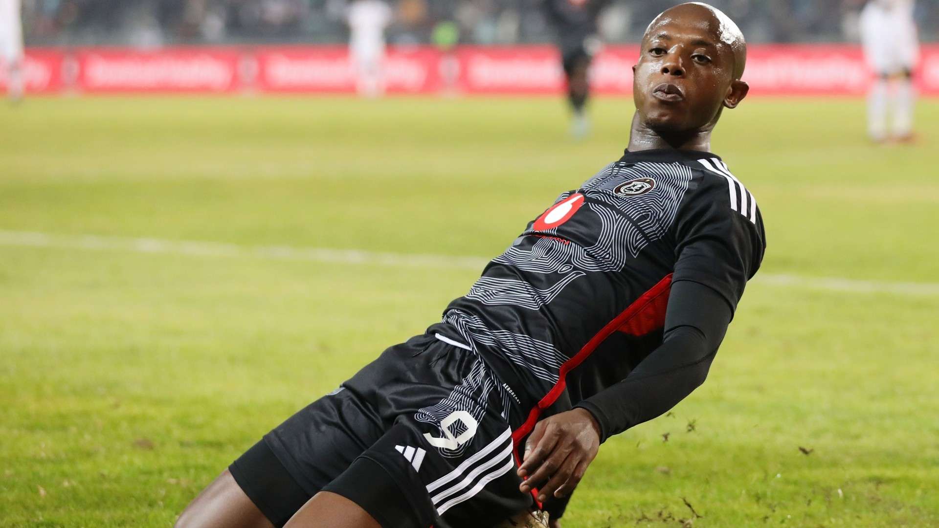 Zakhele Lepasa, Orlando Pirates