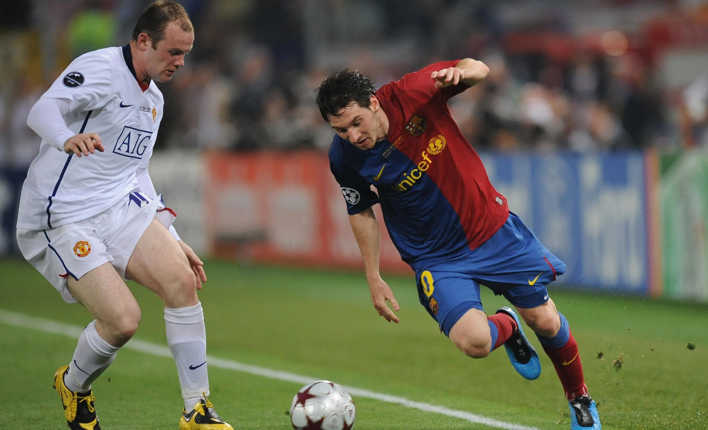 Wayne Rooney VS Lionel Messi