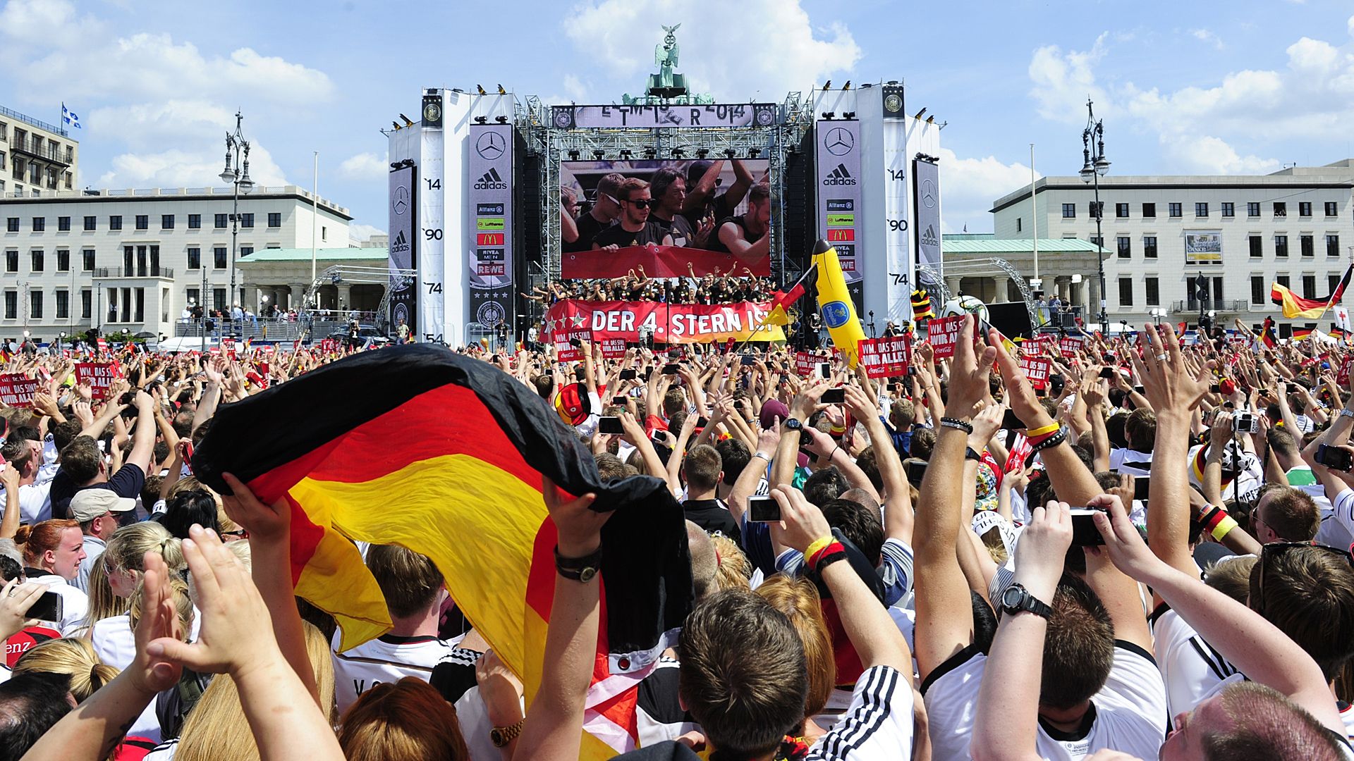 DFB Fans WM 07152015