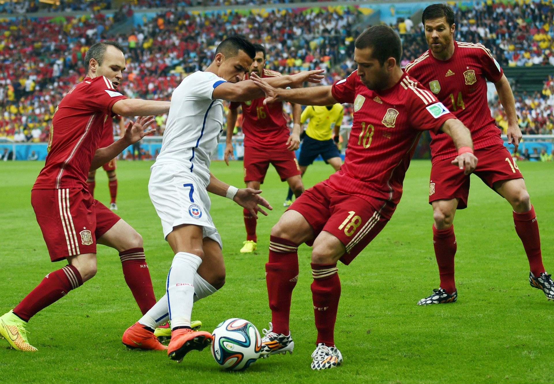 Andres Iniesta Alexis Sanchez Jordi Alba Xabi Alonso Spain Chile 2014 World Cup Group B 06182014