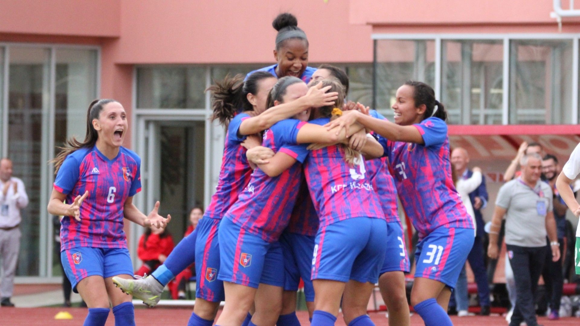 Vllaznia celebrate 2022