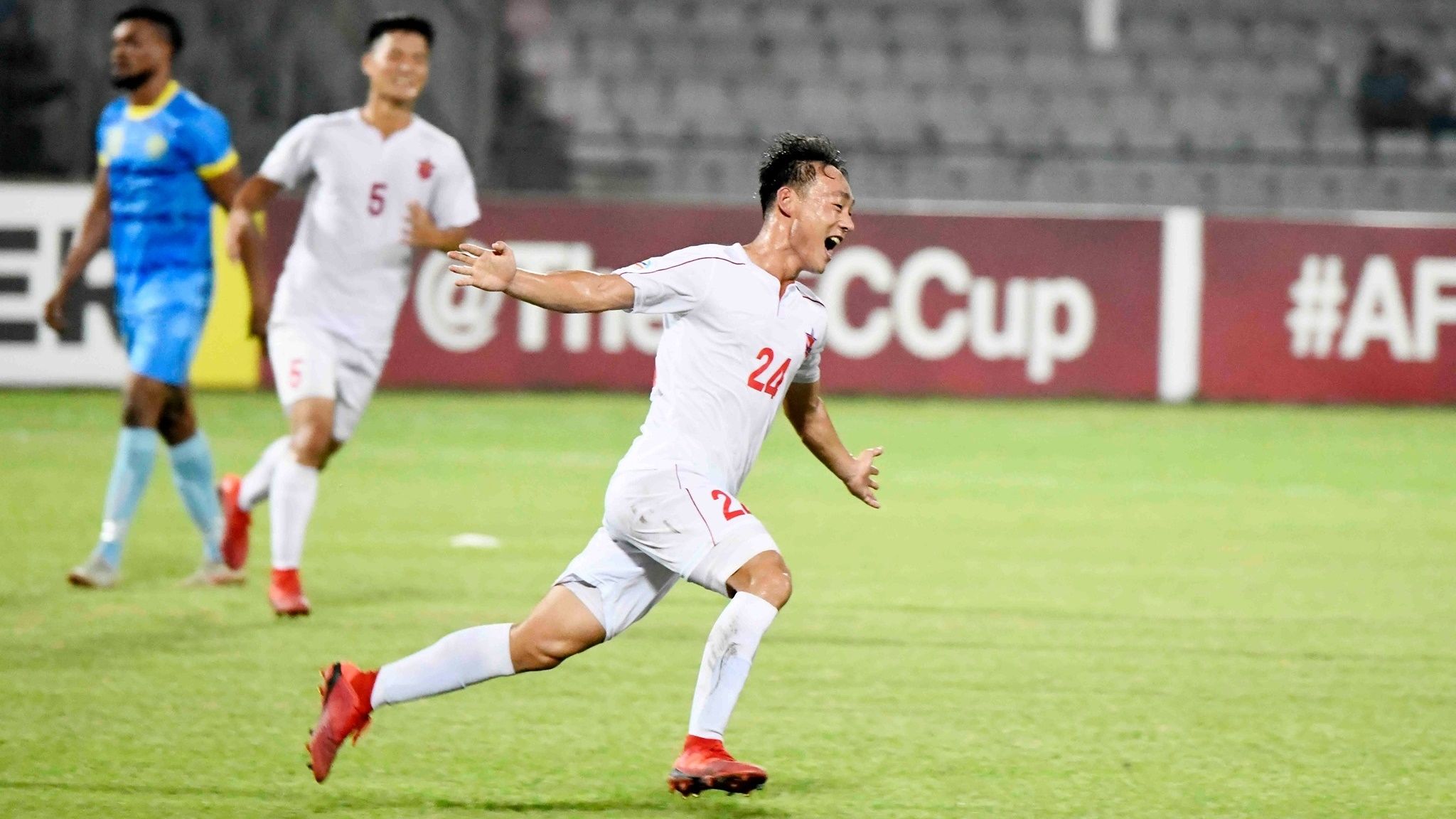 April 25 hay Al-Ahed. Trực tiếp April 25 hay Al-Ahed. Link xem April 25 hay Al-Ahed. Chung kết AFC Cup 2019. April 25. Al-Ahed. Chung kết AFC Cup tổ chức ở Kuala Lumpur (Malaysia). Trực tiếp bóng đá hôm nay. Xem bóng đá. Bóng đá. Kết quả AFC Cup. Kết quả bóng đá. Chuyển nhượng. Tin chuyển nhượng. V.League. Hà Nội FC. HAGL. CLB TP.HCM.