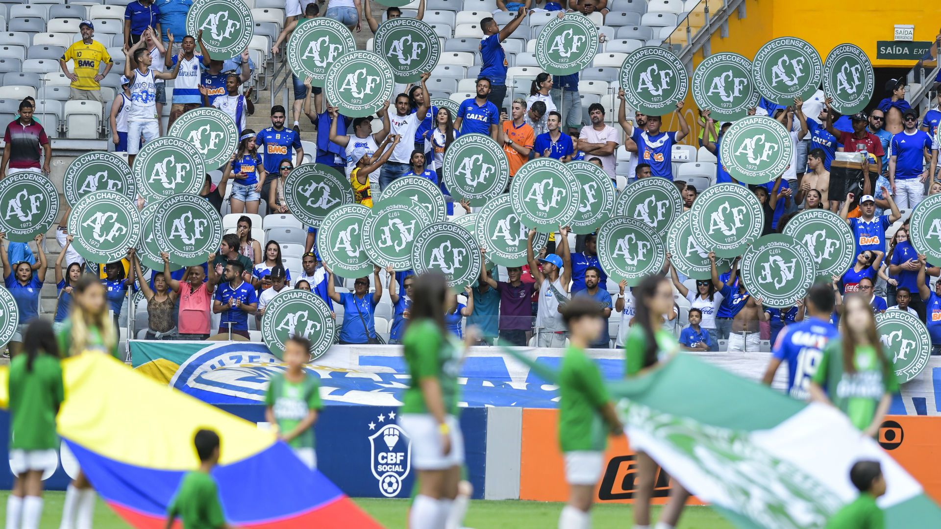 Brazil pays tribute to Chapecoense