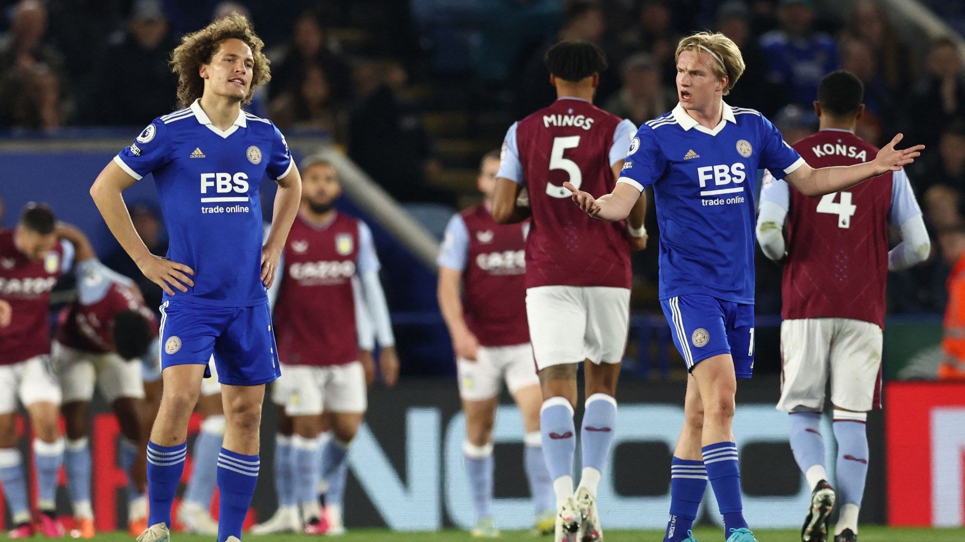 Wout Faes Victor Kristiansen Leicester City 2022-23