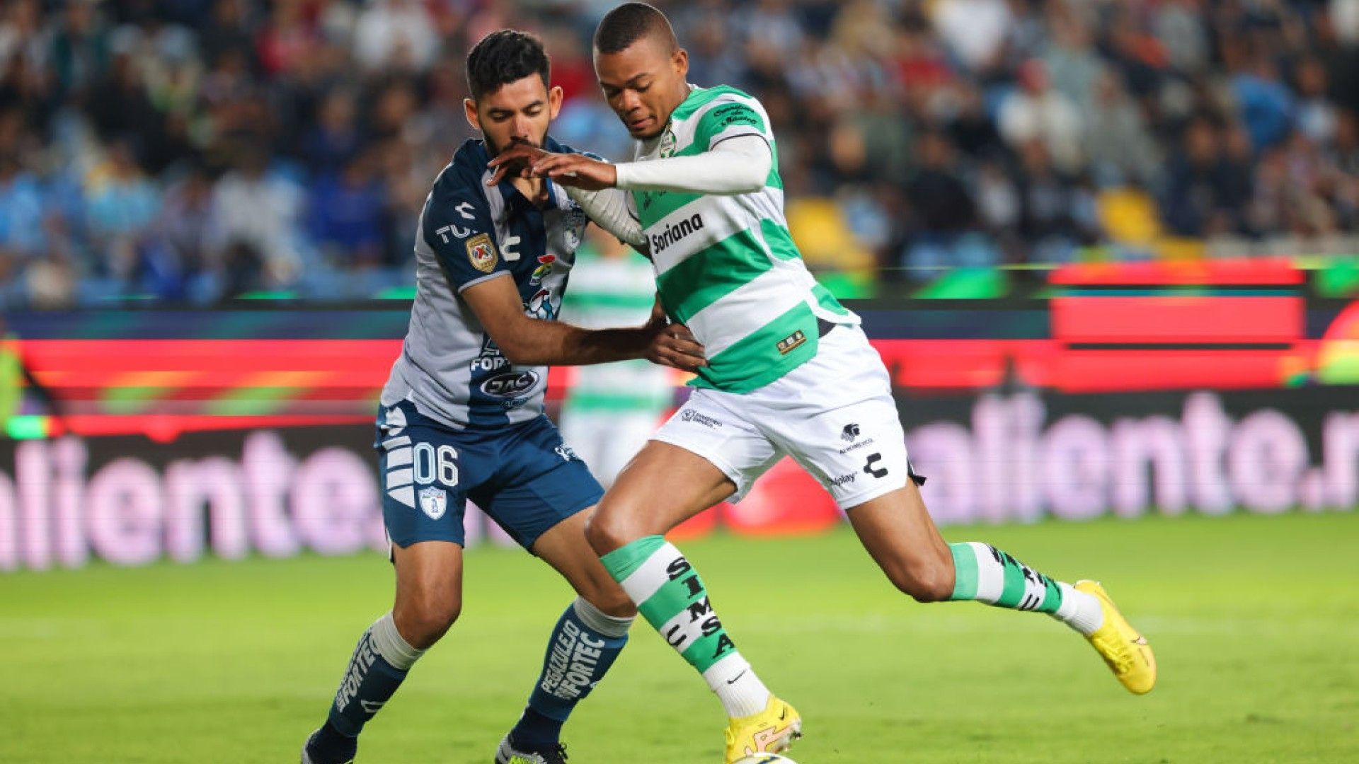 Enzo Martínez Harold Preciado Pachuca Santos Clausura 2023