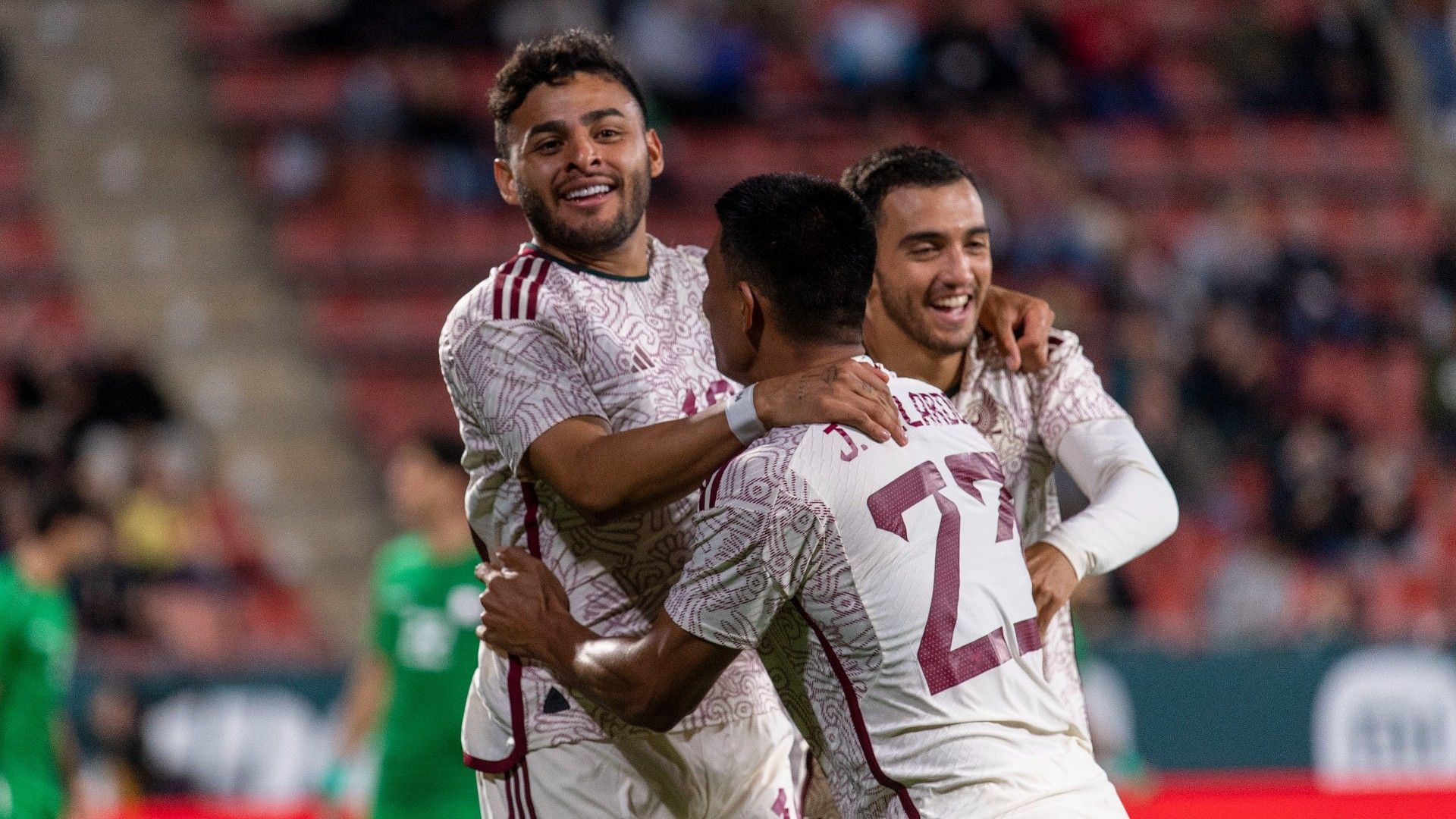 Alexis Vega Selección mexicana 2022