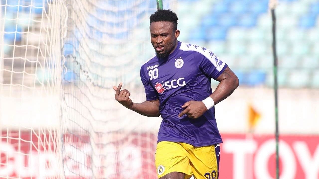 Ganiyu Oseni Ha Noi FC Yangon United AFC Cup 2019