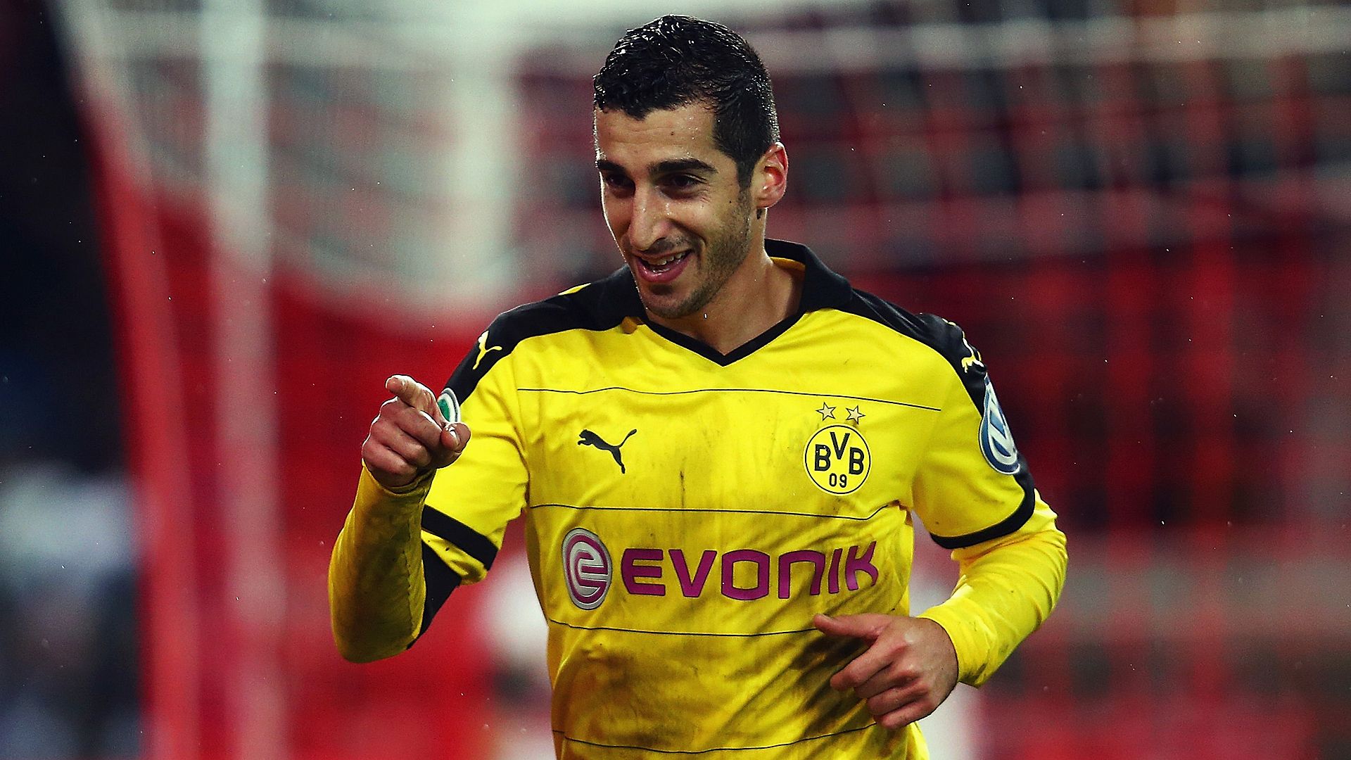 Henrikh Mkhitaryan Borussia Dortmund VfB Stuttgart DFB Pokal 02092016